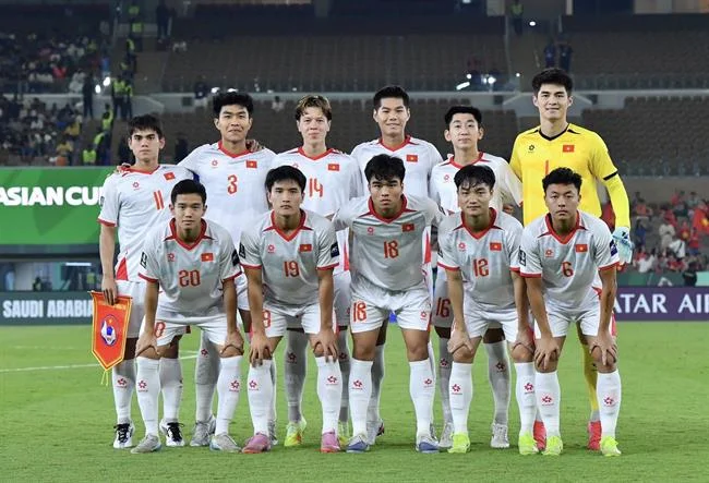 Hình ảnh minh họa việc chia sẻ dữ liệu an toàn với các đối tác và nhà cung cấp dịch vụ của i9bet141 chính thức.